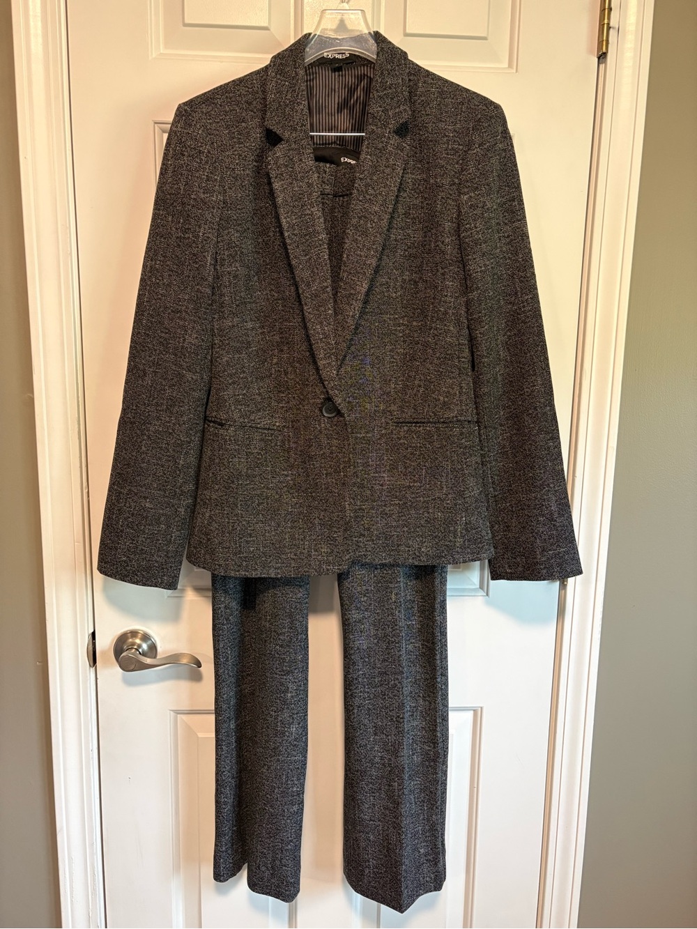 Express Women’s Charcoal Gray Tweed Pantsuit